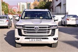 تۆیۆتا لاند کروزەر